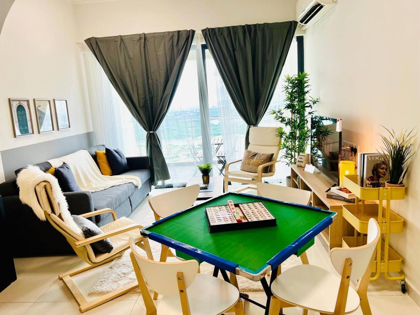 Royal Country Garden Danga Bay Apartemen Johor Bahru