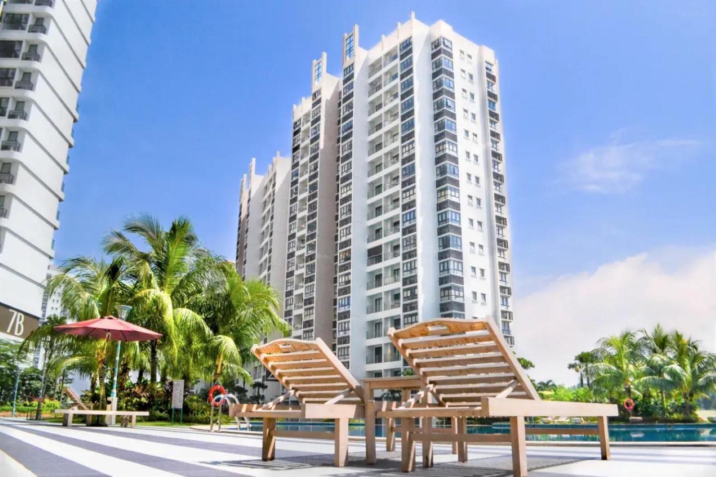 Royal Country Garden Danga Bay