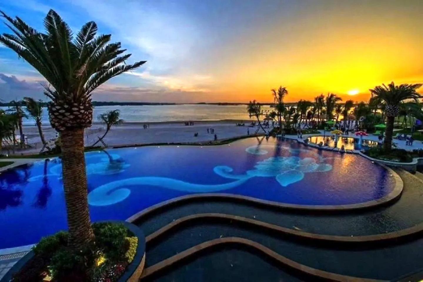 Royal Country Garden Danga Bay Apartemen
